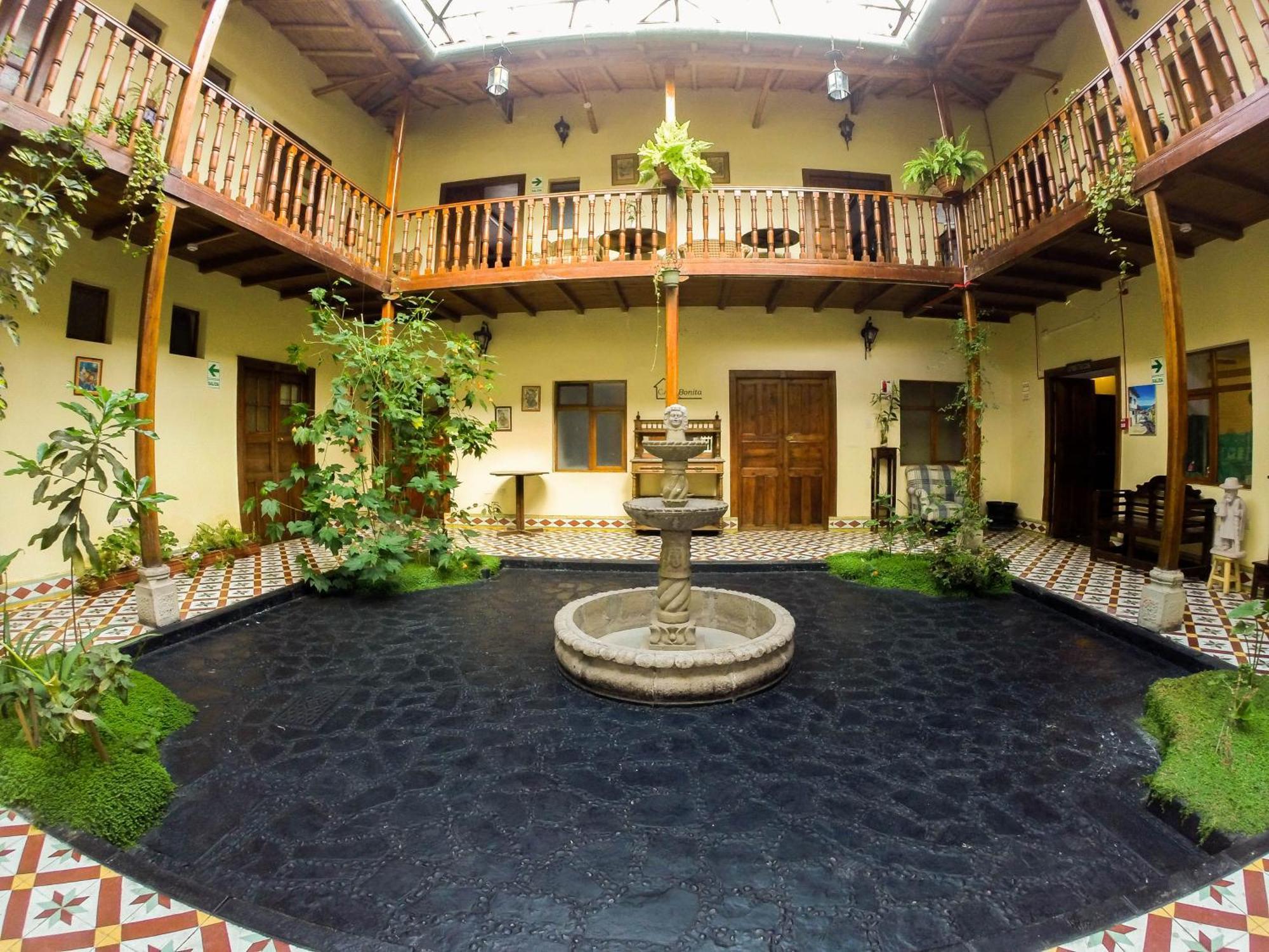 Casa Bonita Colonial Cajamarca Exterior foto